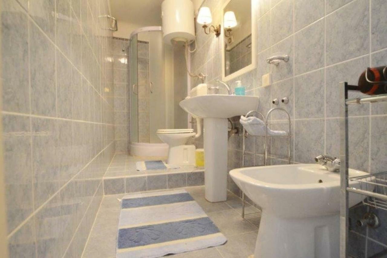 רוביני Villa Augusta Ferri מראה חיצוני תמונה